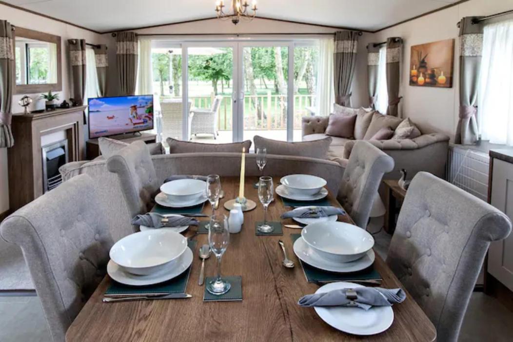 Silver Birches Villa *