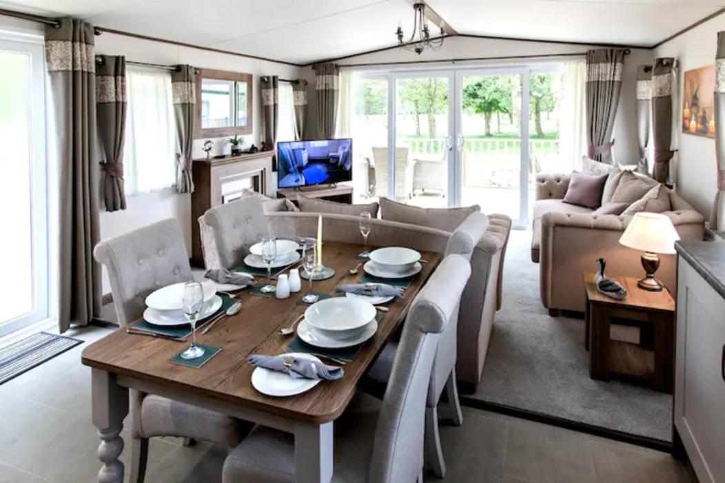 Villa Silver Birches *